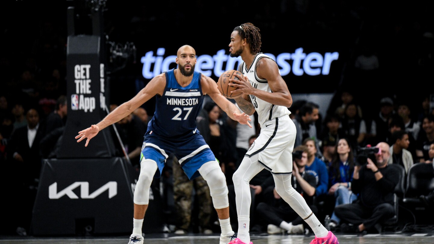 Fantasy Basketball Weekend Must-Starts: Nic Claxton is shining...as a playmaker?!?