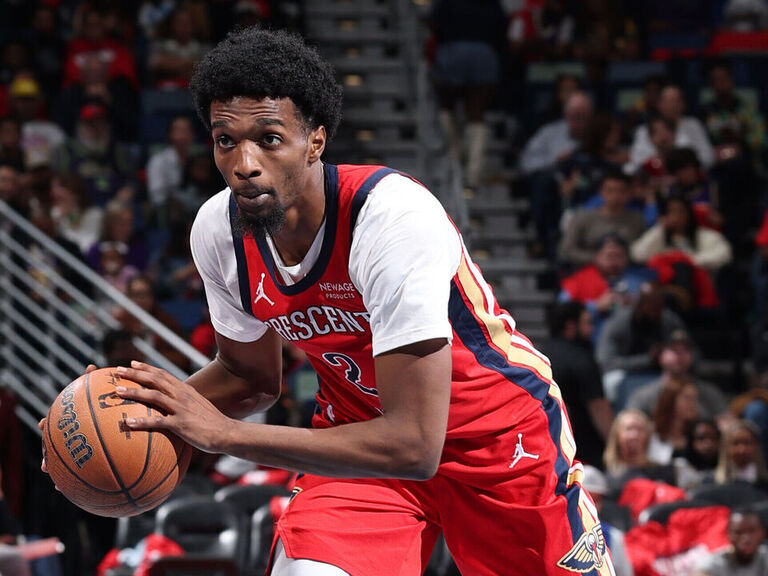 Report: Pelicans not entertaining trade offers for Jones