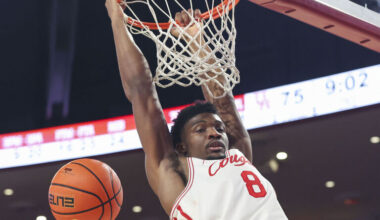 No. 7 Houston gets balanced attack in blowout win over New Orleans