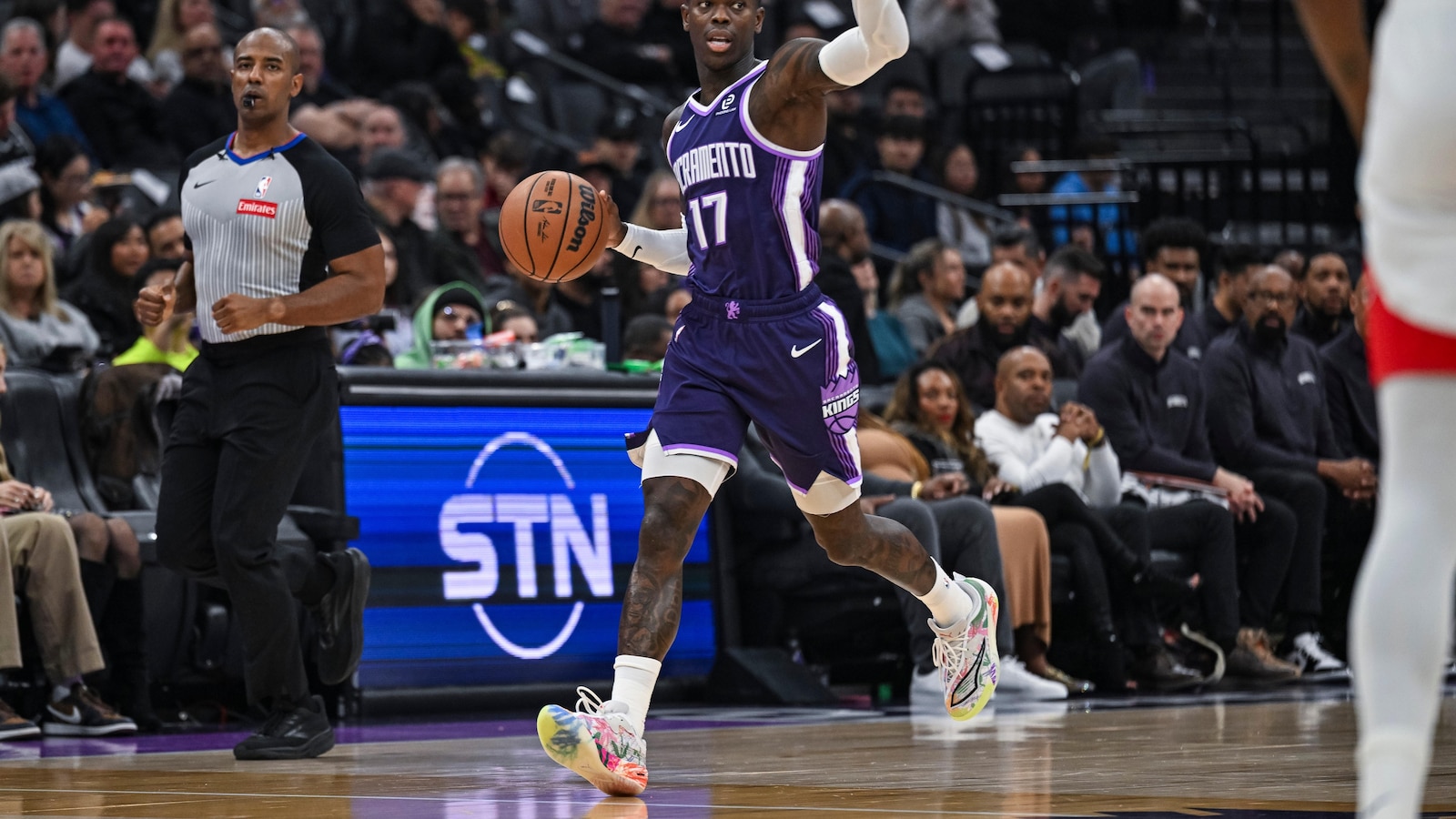 Schroeder hits late 3 in OT as Kings stun Rockets 125-124