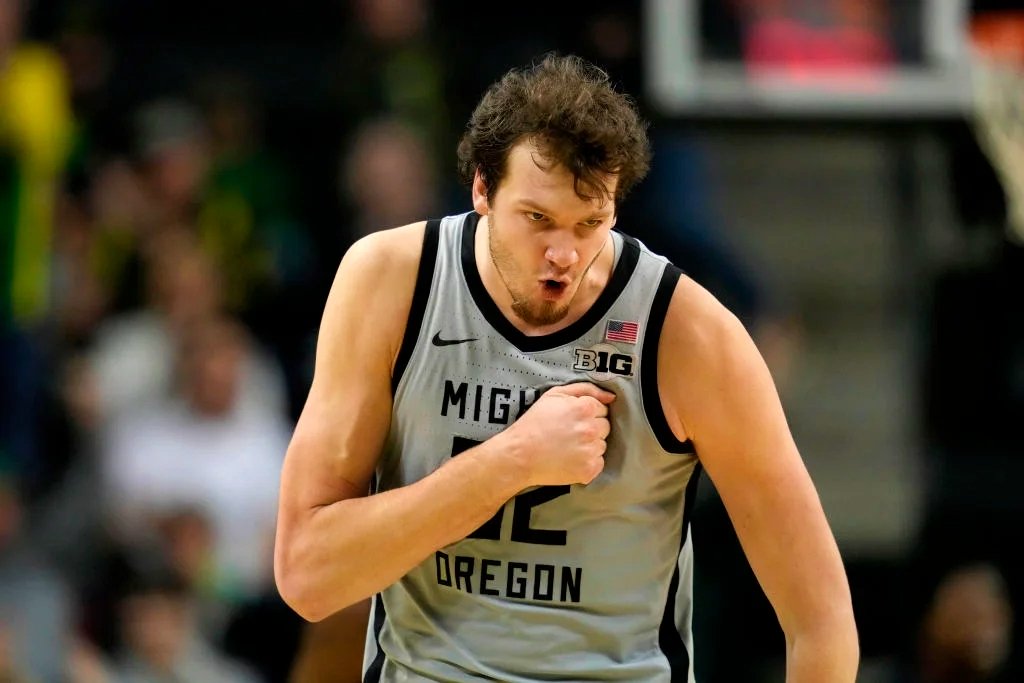 college basketball picks Nathan Bittle Oregon Ducks predictions best bet odds