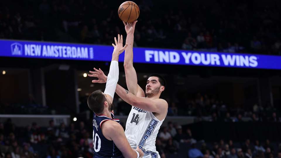 Grizzlies' Edey out at least one month with injured ankle