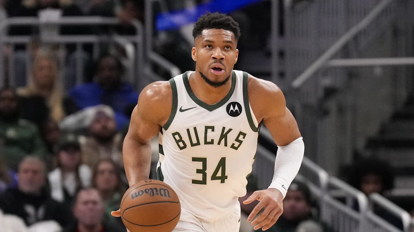 Knicks Owner Shuts Down Giannis Antetokounmpo Trade Rumors