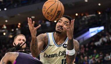 An ugly boo-filled night for Bucks could be flashpoint in Giannis saga