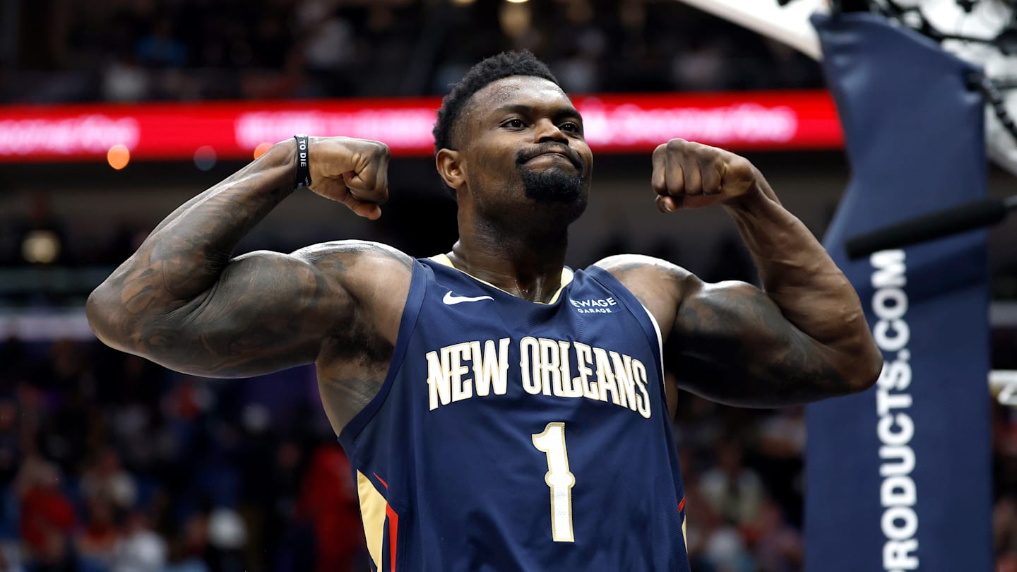 Phoenix Suns v New Orleans Pelicans