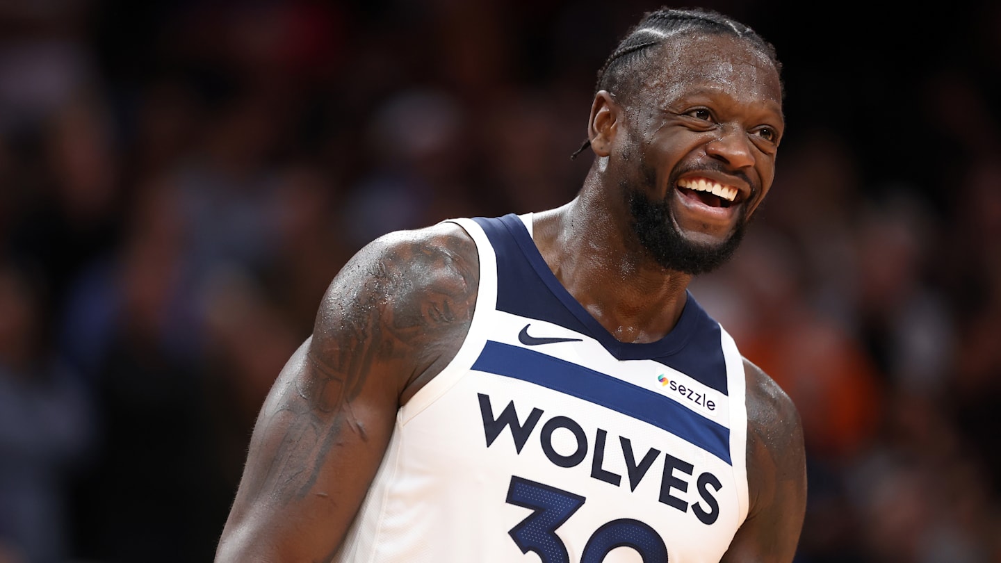 Minnesota TImberwolves v Phoenix Suns