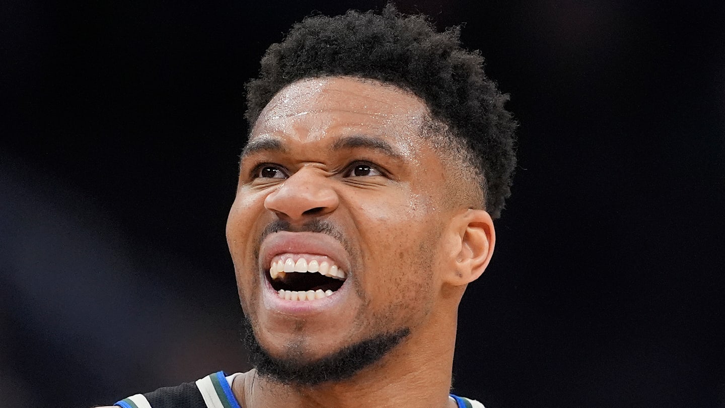 Denver Nuggets v Milwaukee Bucks