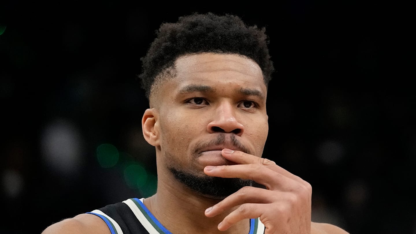 Denver Nuggets v Milwaukee Bucks