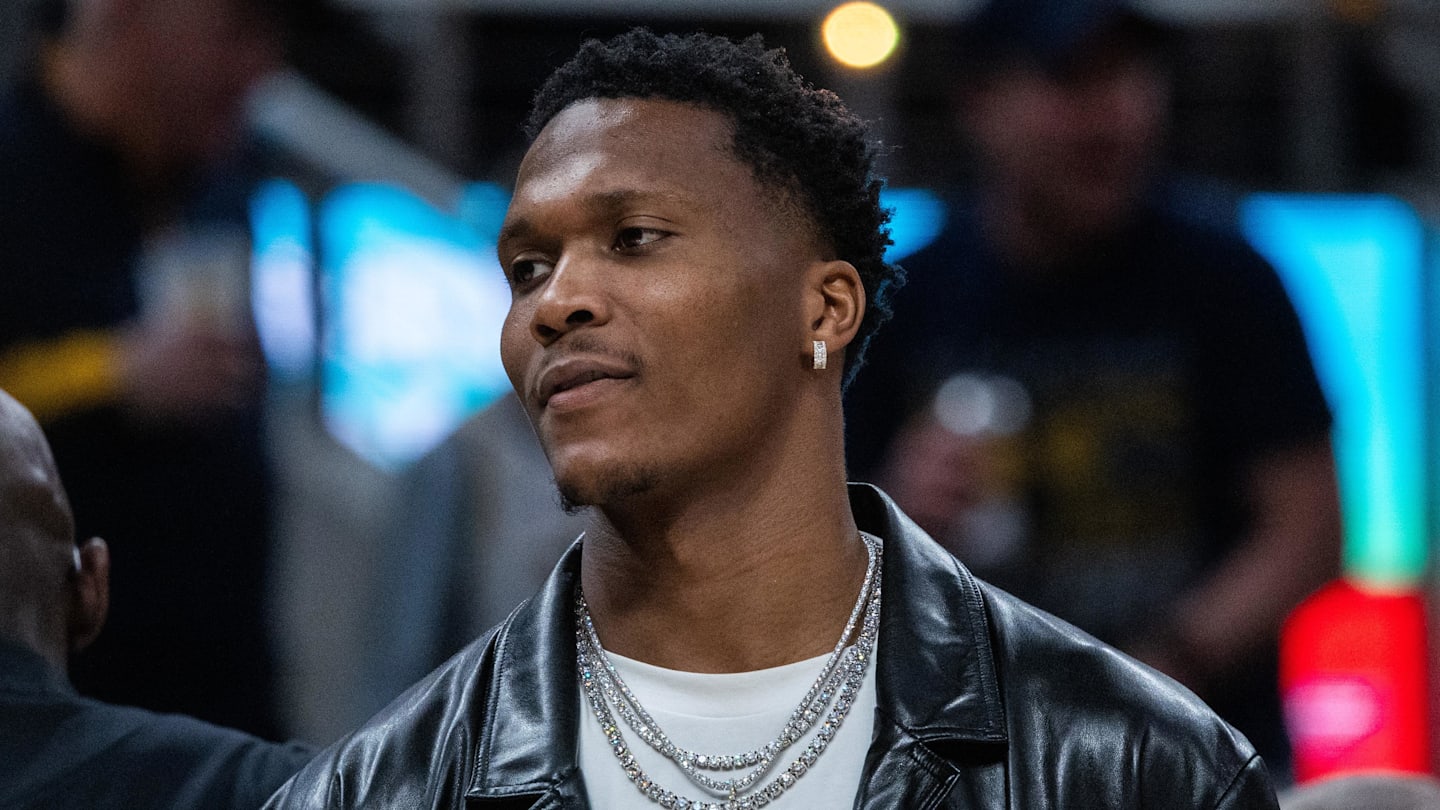 Indiana Pacers guard/forward Bennedict Mathurin (00) in the first half against the New Orleans Pelicans at Gainbridge Fieldhouse.