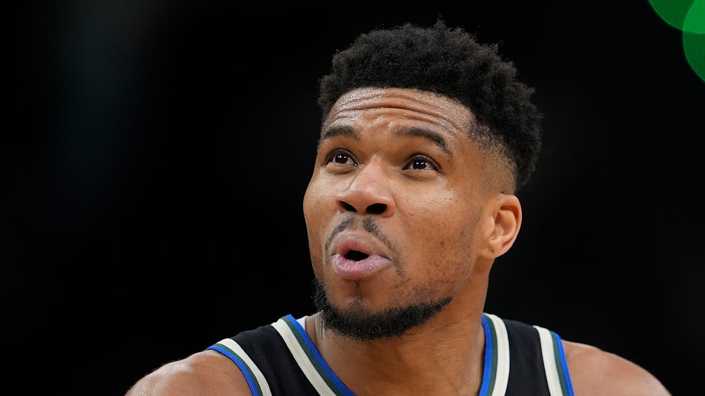 Denver Nuggets v Milwaukee Bucks