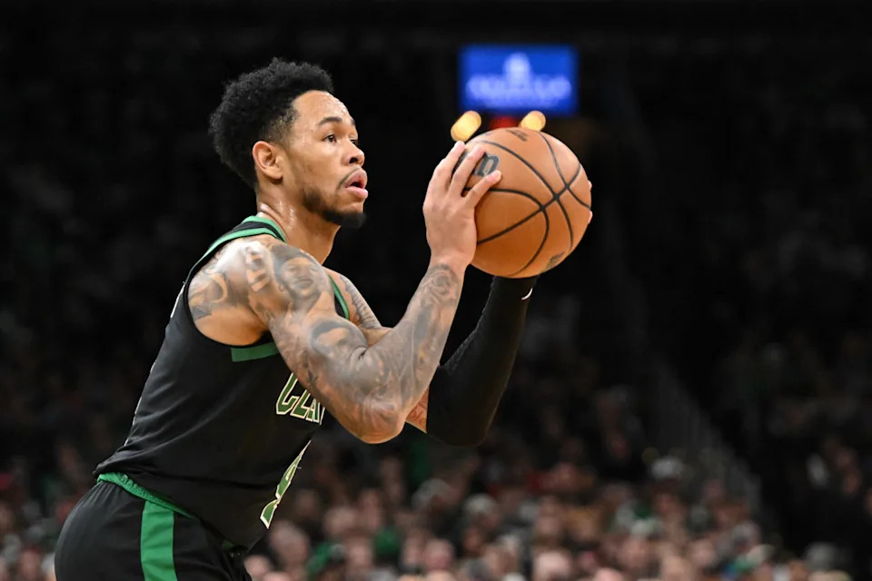 Boston Celtics guard Anfernee Simons (4)Brian Fluharty-Imagn Images