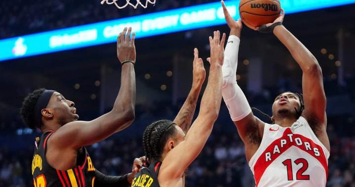 Murray-Boyles making most of Poeltl’s absence