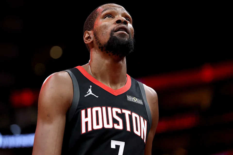 HOUSTON, TEXAS - JANUARY 15: Kevin Durant #7 of the Houston Rockets looks on during half time in the game against the Oklahoma City Thunder at Toyota Center on January 15, 2026 in Houston, Texas. (Photo by Kenneth Richmond/Getty Images)