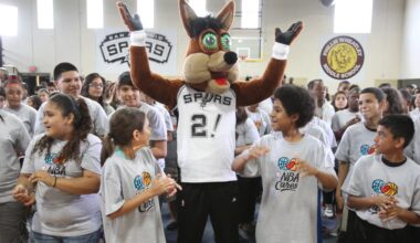 Join the Spurs and PtR for the Sesame Street Fan Experience