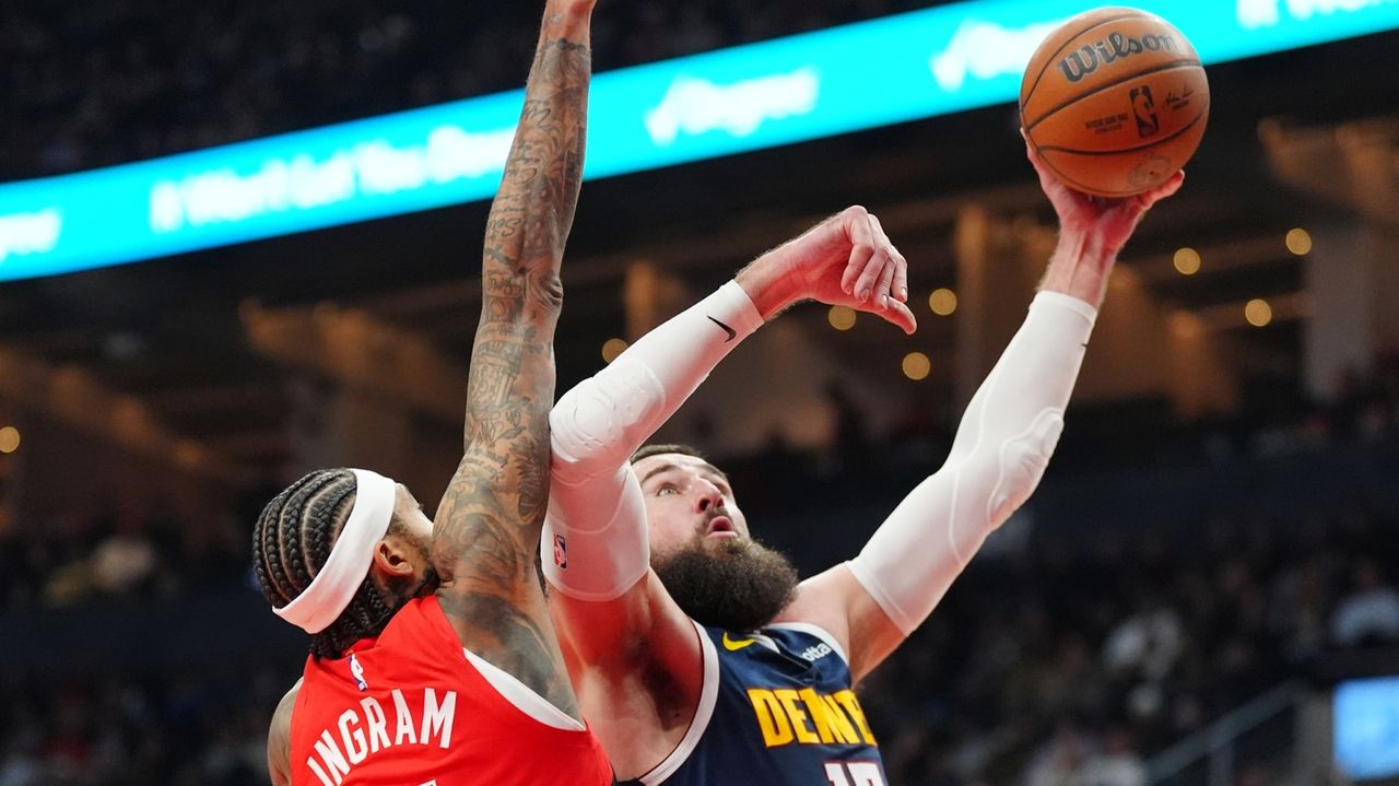 Nuggets' injury woes continue as Jonas Valanciunas sidelined for a month with strained calf