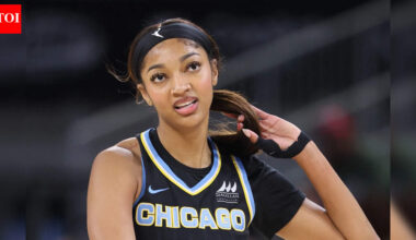 “It’s your world, we’re just living in it” — Fans react as Angel Reese stuns courtside with Barbie-core look at Chicago Bulls Vs Orlando Magic game | NBA News