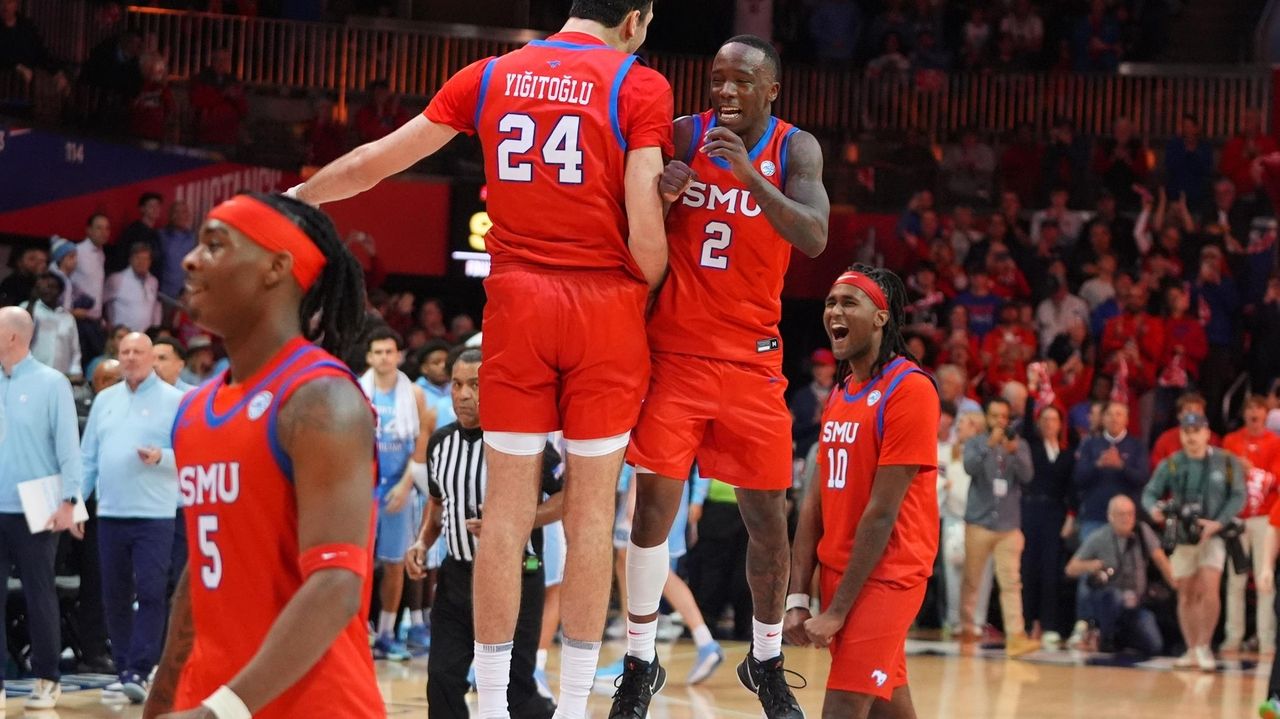 Boopie and the Mustangs: SMU point guard leads the way in win over No. 12 UNC to open ACC play