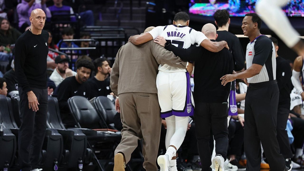 Kings' Keegan Murray to miss at least 3 to 4 weeks with sprained ankle