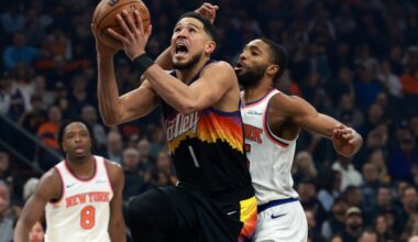 Suns win over Knicks highlighted by Devin Booker's dunk over OG Anunoby