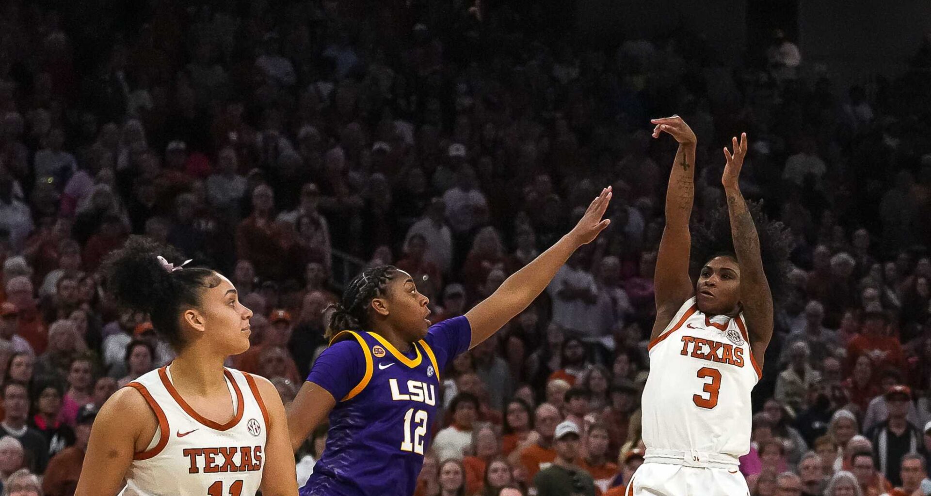 Live updates from SEC basketball game