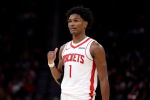HOUSTON, TEXAS - DECEMBER 05: Amen Thompson #1 of the Houston Rockets reacts in the second half against the Phoenix Suns at Toyota Center on December 05, 2025 in Houston, Texas. NOTE TO USER: User expressly acknowledges and agrees that, by downloading and or using this photograph, User is consenting to the terms and conditions of the Getty Images License Agreement. (Photo by Tim Warner/Getty Images)