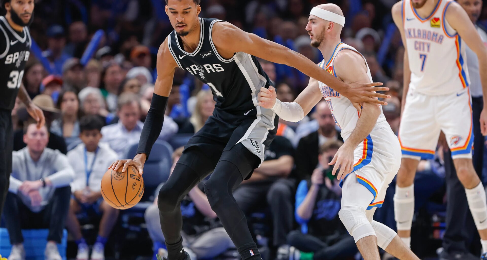 Live updates, highlights for Tuesday's game