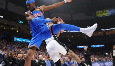 Thunder hit another gear, overpower Spurs after halftime