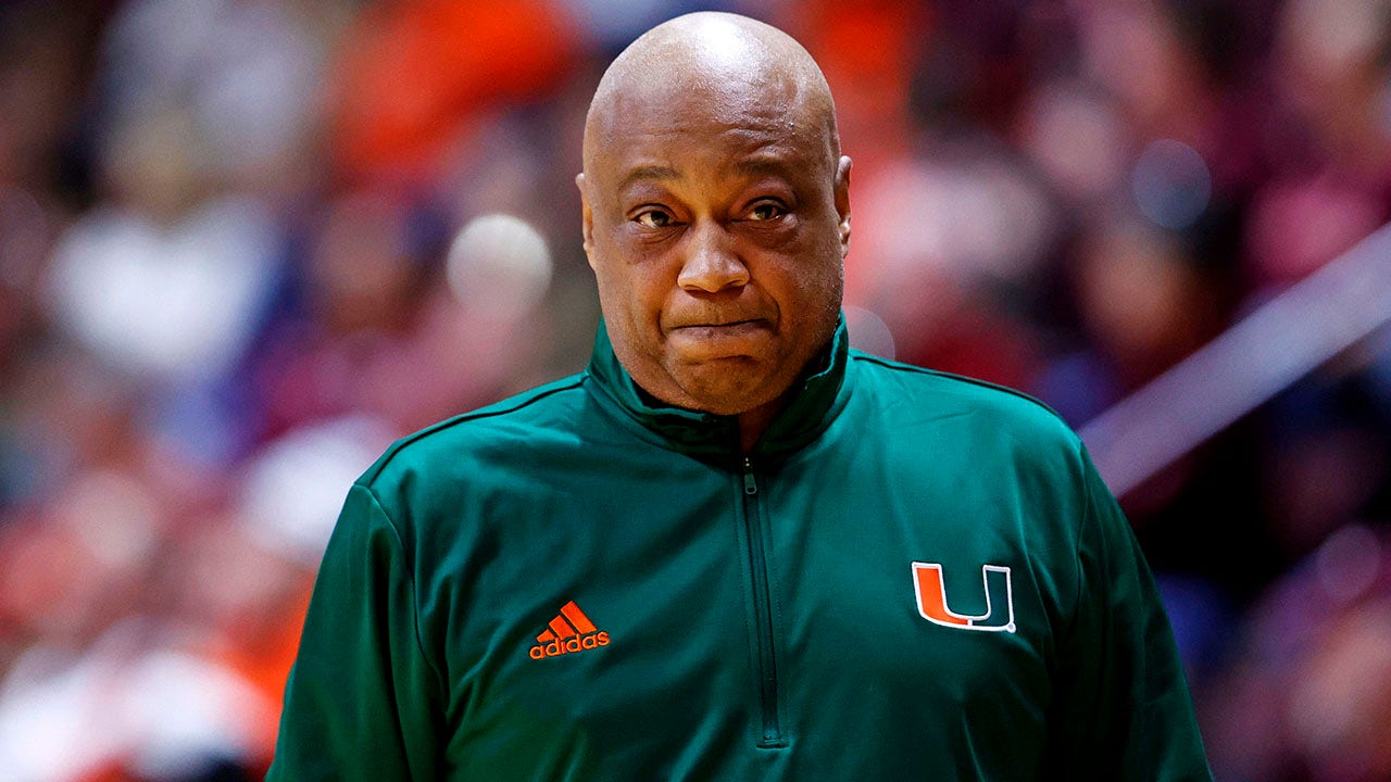 NCAA basketball: Temple's Bill Courtney dead at 55