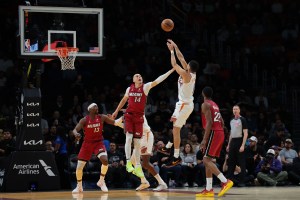 Phoenix SunsMiami Heat Suns Heat live bets Suns Heat halftime
