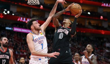 Thunder pull away late in 111-91 win over Rockets