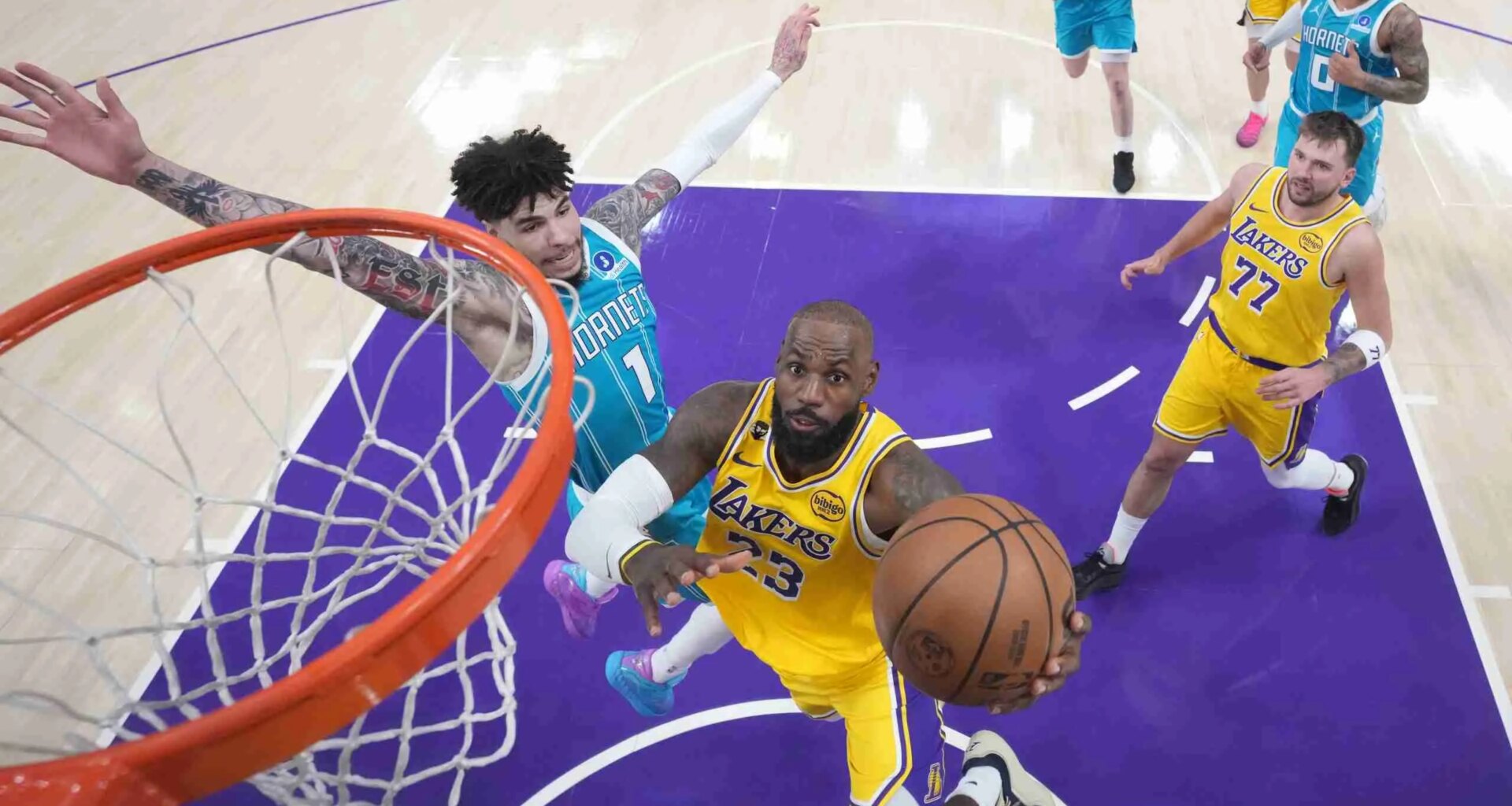 Lakers Drop to 1-4 in Their Last 5 Games After Homecourt Loss to the Hornets