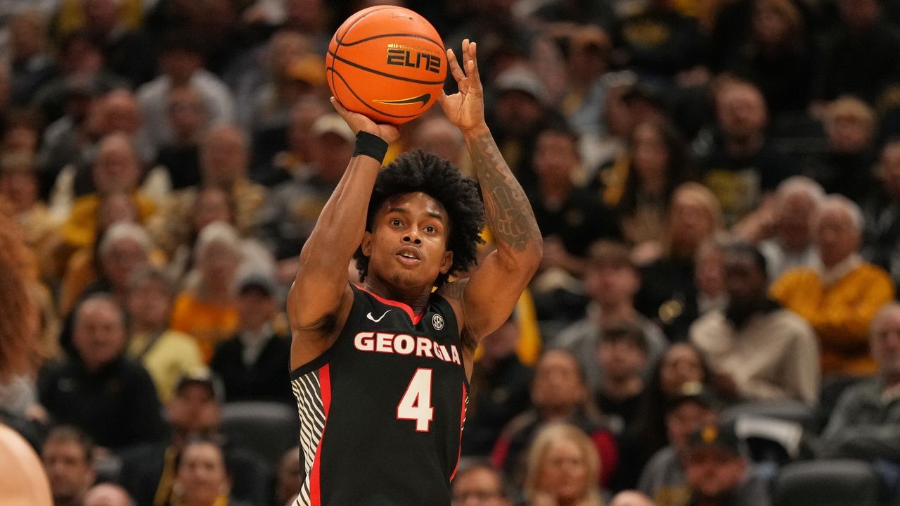 Millender's three-point play in final seconds lifts No. 21 Georgia past Missouri 74-72