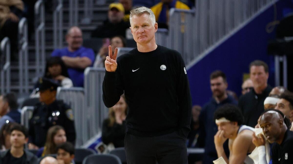 Warriors assistants do not expect Steve Kerr to return next season, per report