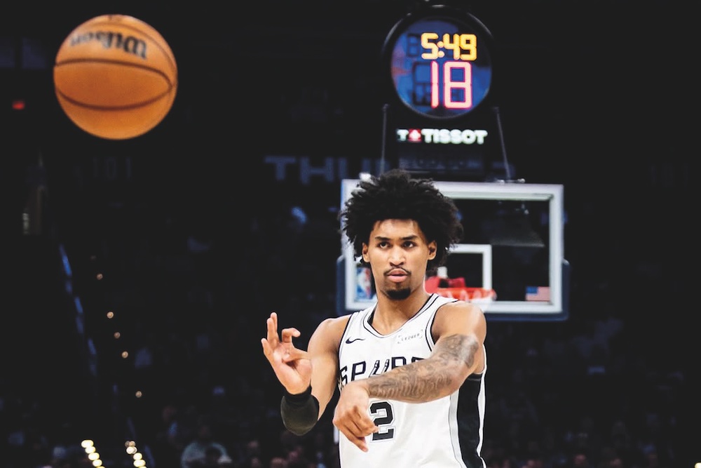 San Antonio Spurs hope to clip Pelicans' wings this Sunday