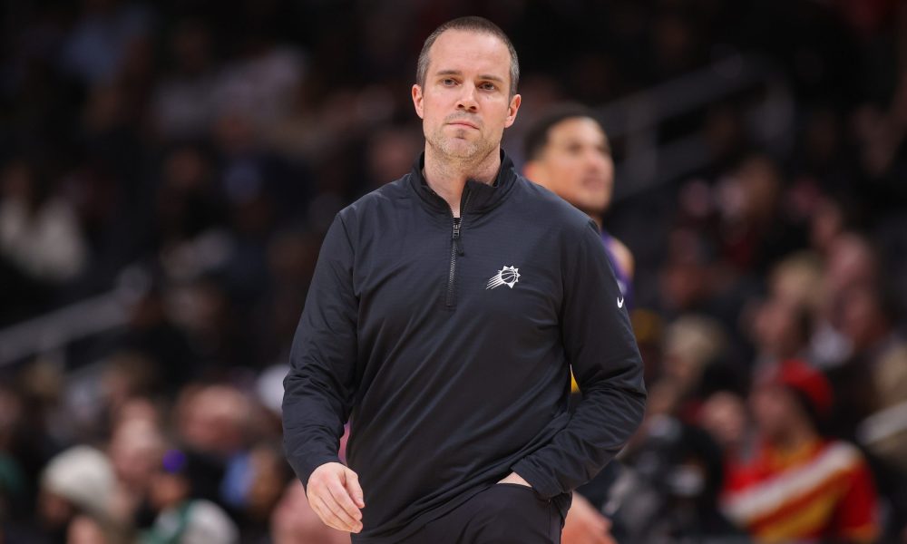 Devin Booker Devin Booker injury Devin Booker injured Devin Booker ankle Phoenix Suns Atlanta Hawks