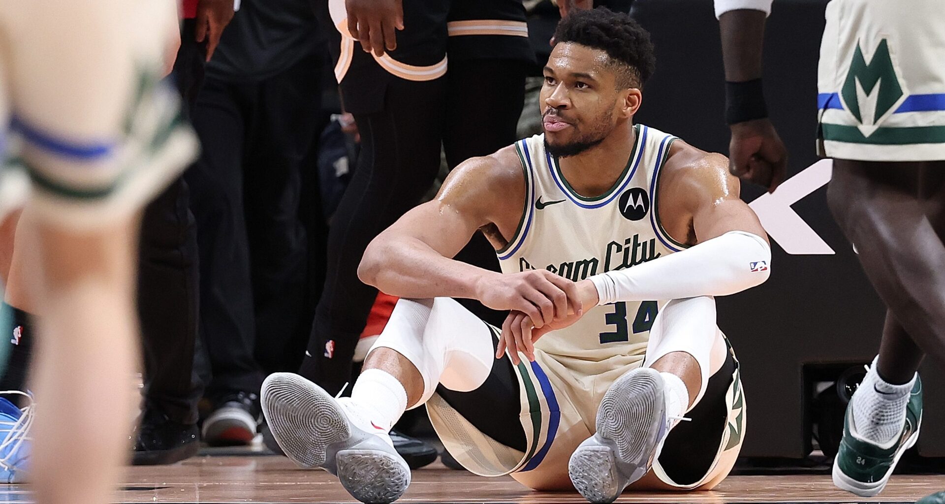 Giannis Calf Injury Is Fatal Blow To Bucks Future As Trade Rumors Grow