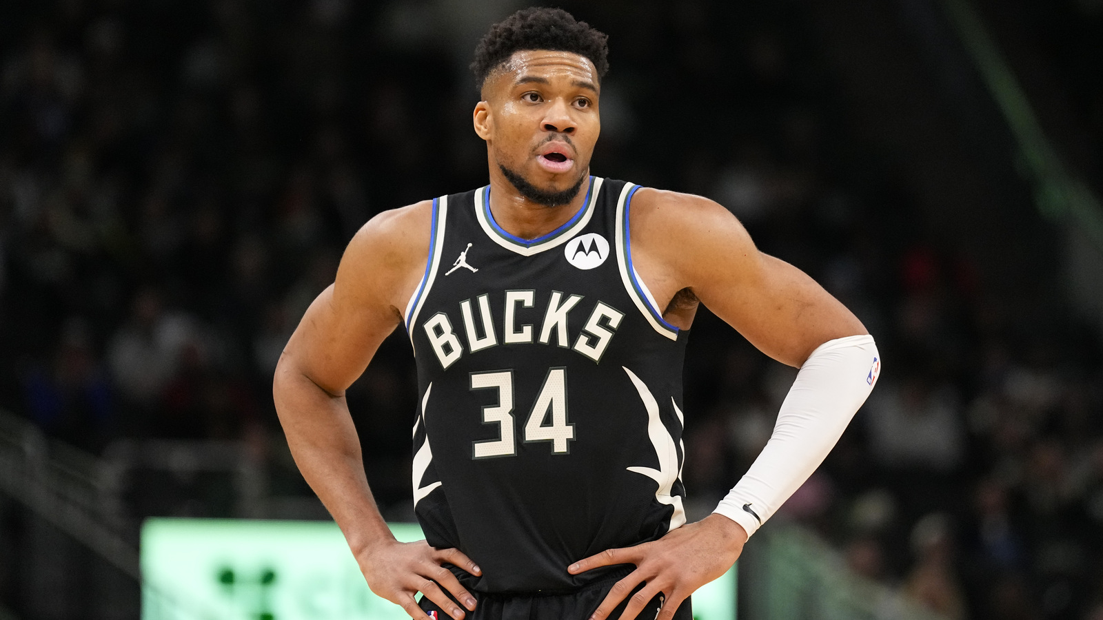 Milwaukee Bucks’ Giannis Antetokounmpo Expects To Miss Next 4-6 Weeks