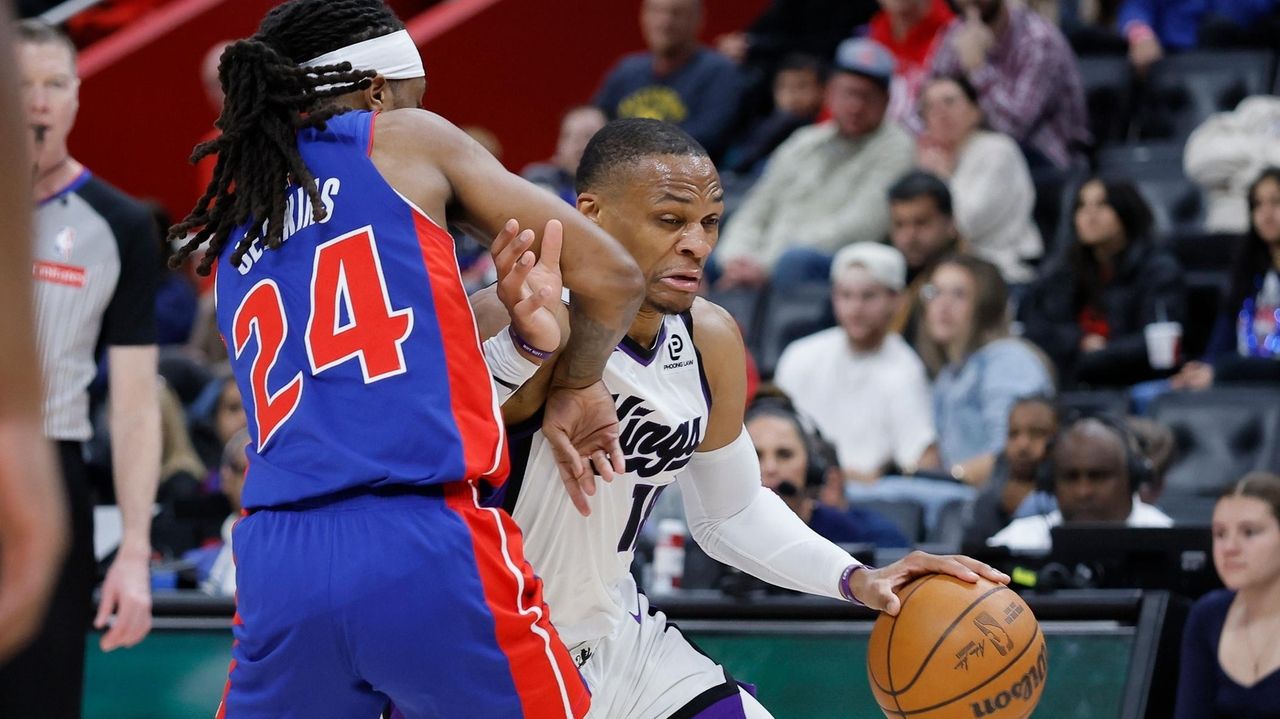 Cunningham, East-leading Pistons rout Kings 139-116 for 5th victory in 6 games