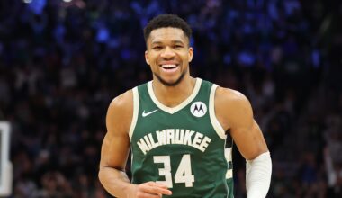 Knicks Land Giannis In Blockbuster Trade Idea With Surprise Third Team