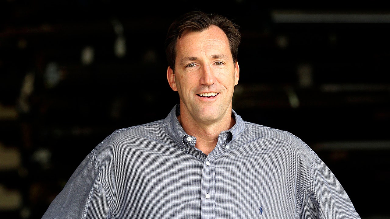 Former Trail Blazers star Chris Dudley announces bid for Oregon governor