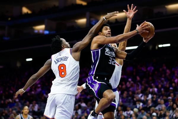 Knicks look to avenge recent loss to lowly Kings