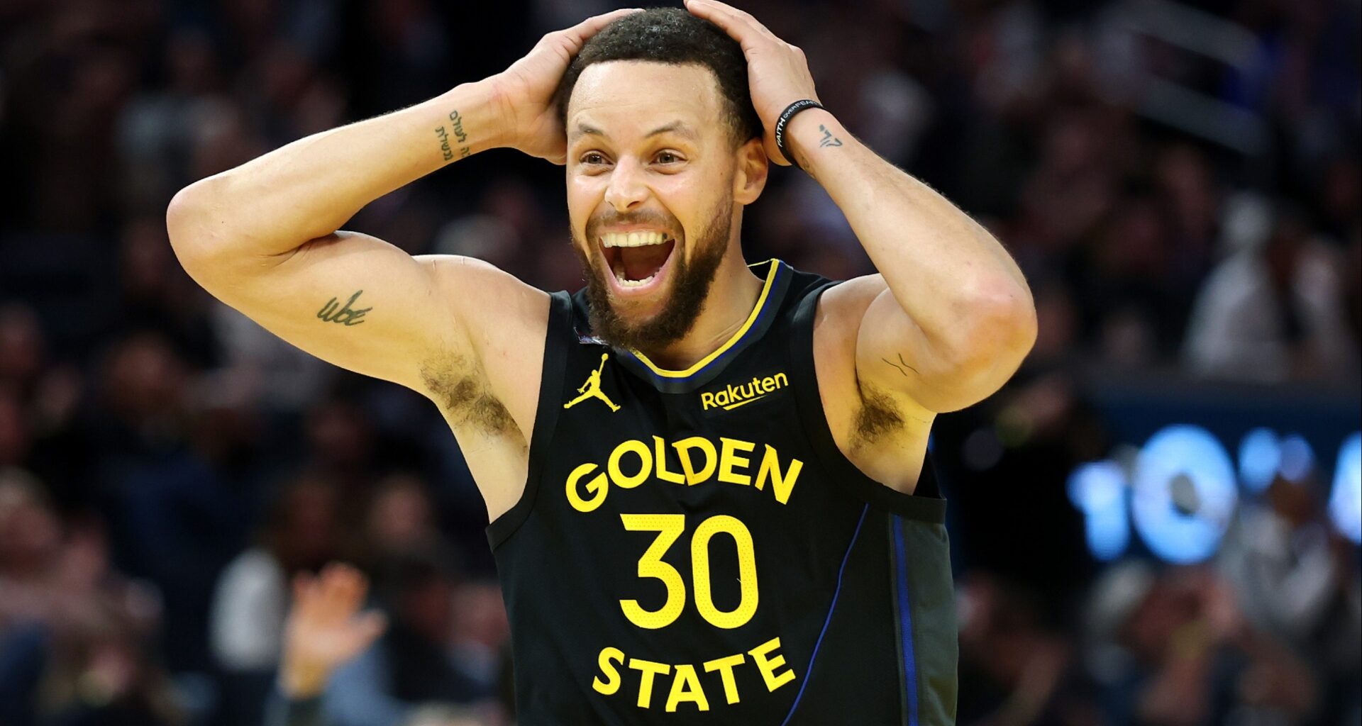 NBA Execs Drop Prediction for Steph Curry's Warriors Future