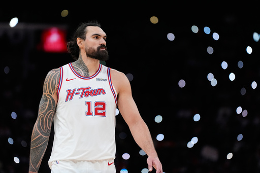 Houston Rockets center Steven Adams walks on the court during the second half of an NBA basketball game against the New Orleans Pelicans in Houston, Sunday, Jan. 18, 2026. (AP Photo/Ashley Landis)