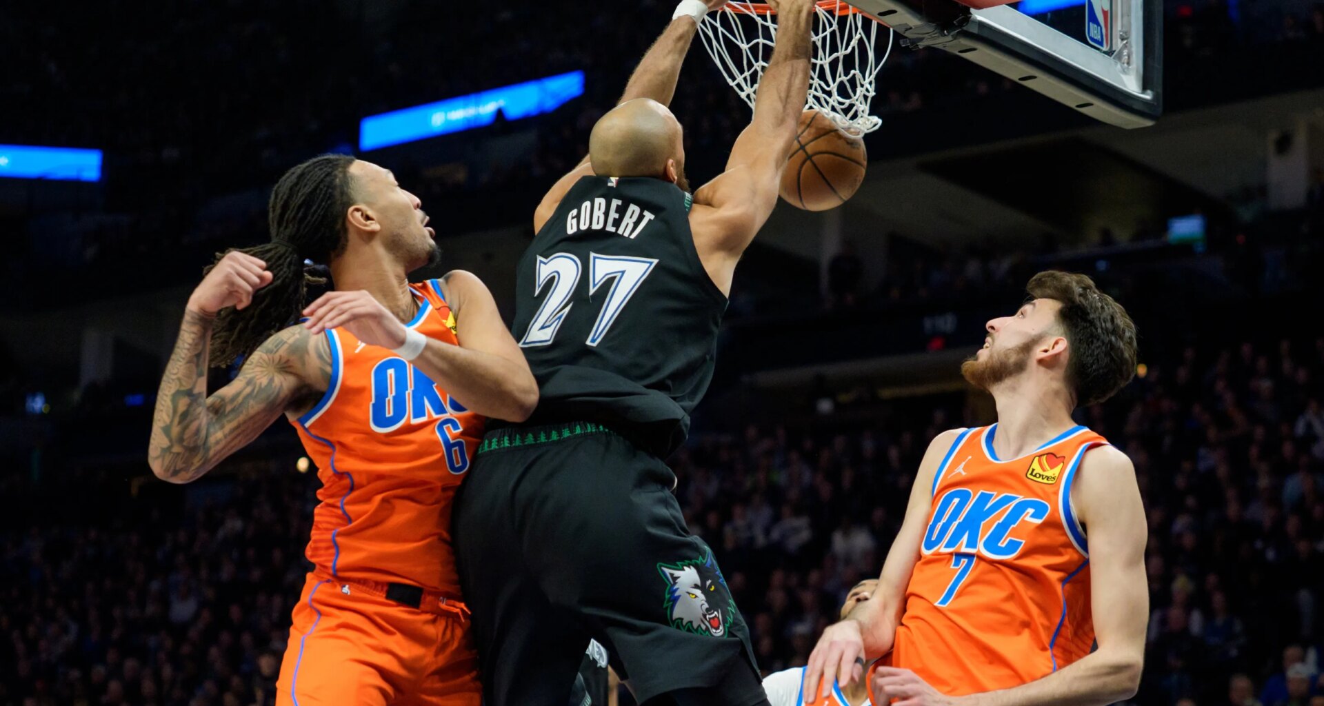 Best images from Thunder's 123-111 loss to Timberwolves