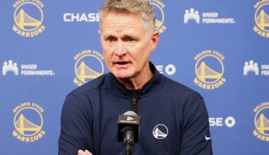 Steve Kerr Reacts to Warriors 'Substantial' Giannis Trade Offer