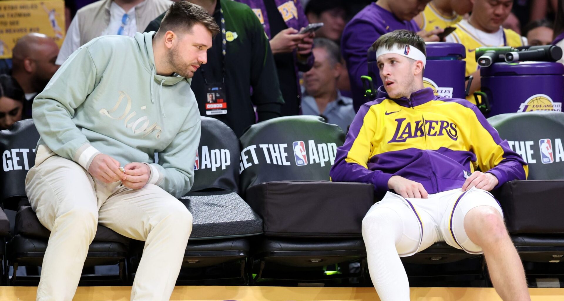 Lakers Get Mixed Injury News on Reaves, Luka