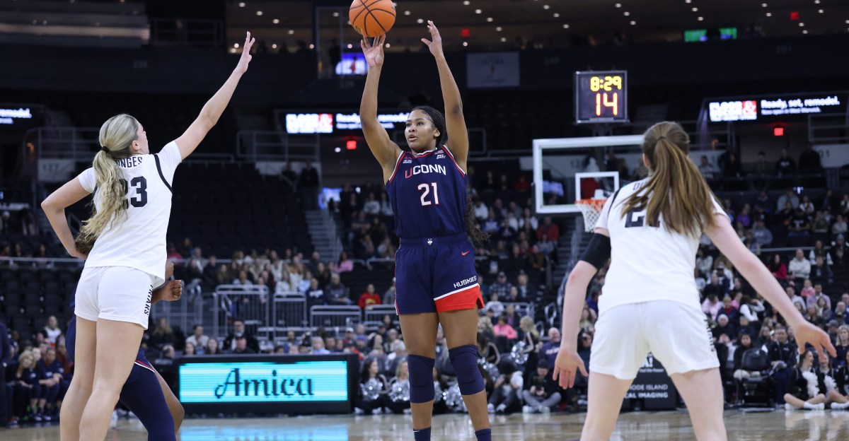 UConn women’s basketball dispatches Providence, 90-53