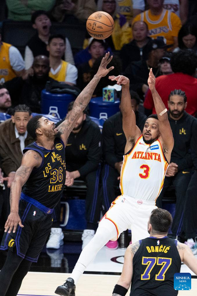 Los Angeles Lakers vs. Atlanta Hawks-Xinhua