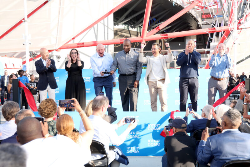 Clippers Extend Lawrence Frank to Four-Year Deal