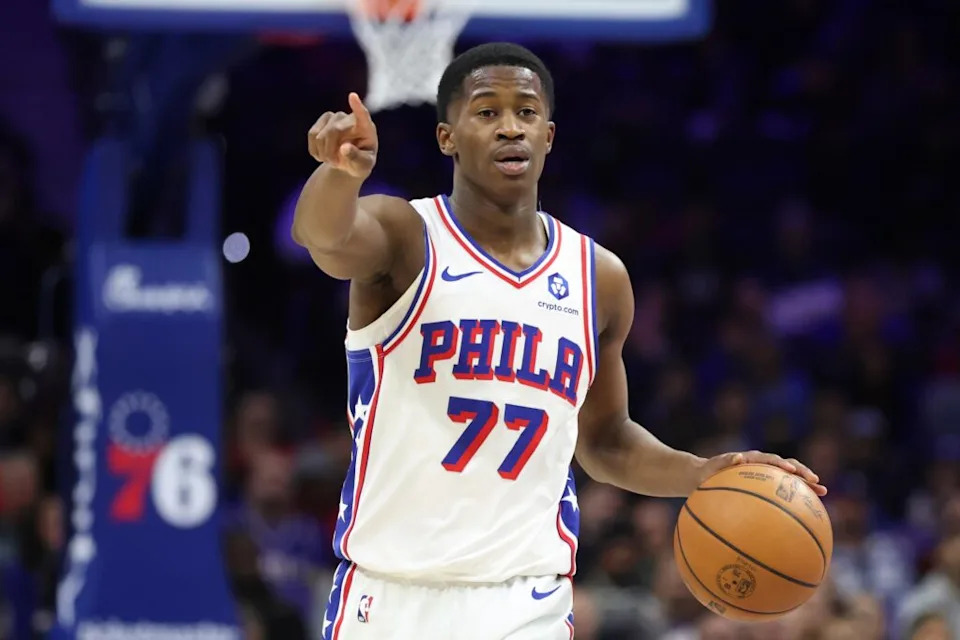 Jan 20, 2026; Philadelphia, Pennsylvania, USA; Philadelphia 76ers guard Vj Edgecombe (77) brings the ball up court against the Phoenix Suns during the fourth quarter at Xfinity Mobile Arena. Mandatory Credit: Bill Streicher-Imagn Images
